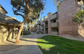 Charming 1-Bedroom Condo in Tempe –