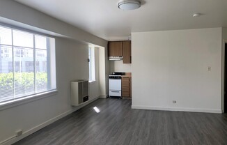 Studio, 1 bath, 285 sqft, $1,375, Unit Unit 207