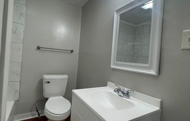 2 Bedroom 1 Bathroom Home Available Now!