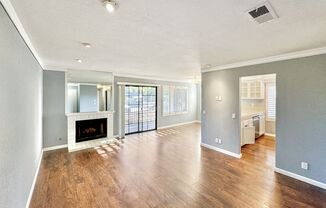 Great 2B/2BA Condo in San Marcos!