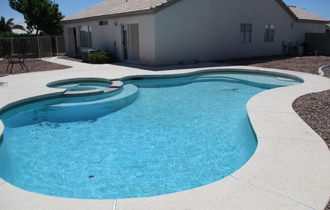 Single story with pool & spa