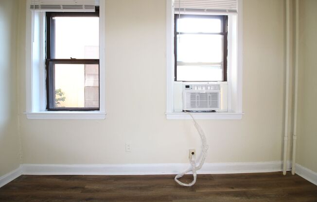 1 bed, 1 bath, $1,495, Unit #E208
