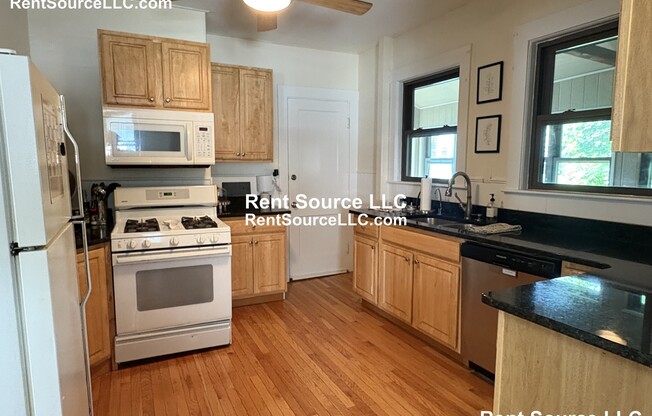 35 STOUGHTON