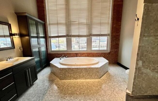 2 beds, 2 baths, 1,830 sqft, $3,490, Unit 609