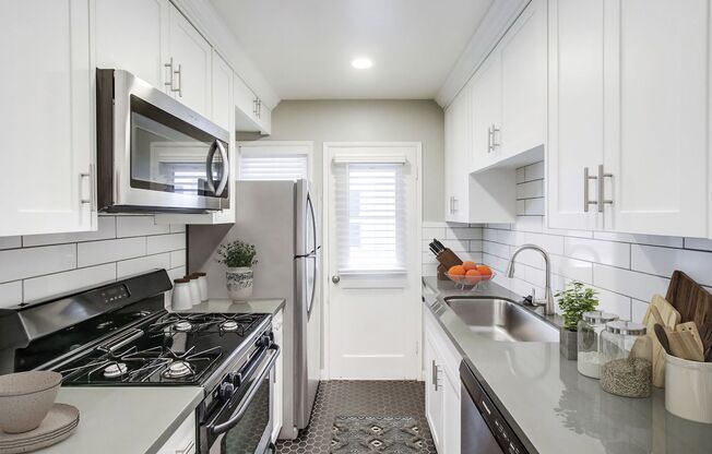 Alabama & Meade | Renovated 1 & 2 Bedroom Cottage-Style Homes in University Heights