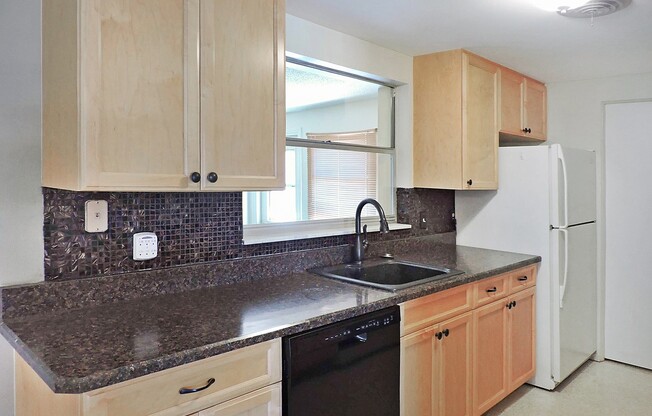 South Venice Annual Home for Rent