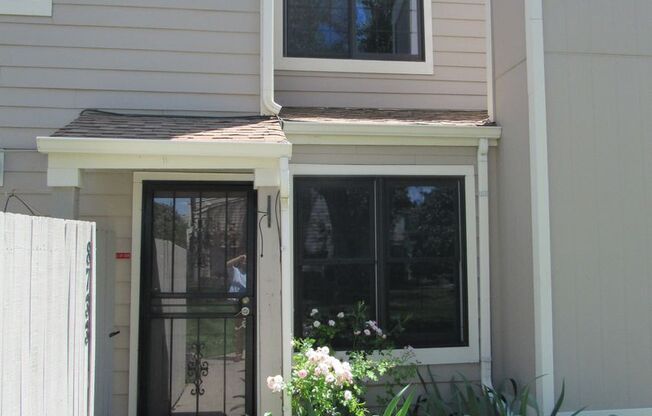 Spacious Townhome in Arvada