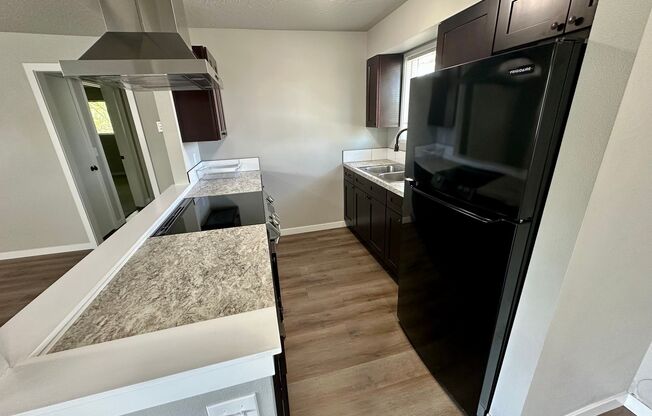 Move-in ready! Upgraded 2 Bedroom Condo
