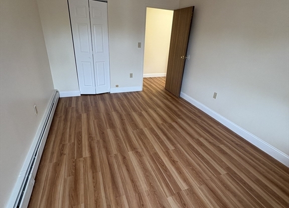 2 beds, 1 bath, 683 sqft, $3,000, Unit 66