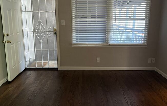 Updated 1 bedroom/1 bath Midtown Apartment