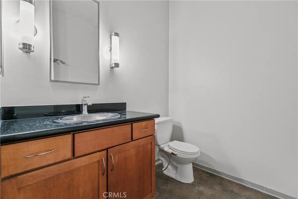 Studio, 1 bath, 790 sqft, $2,050, Unit 329