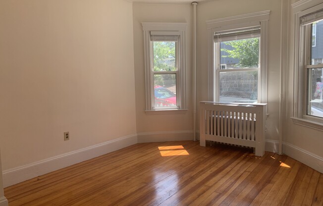 52 PERCIVAL ST
