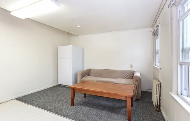 1 bed, 1 bath, 275 sqft, $1,429, Unit 514-9