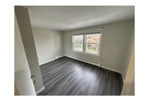 172 B CHARLES ST