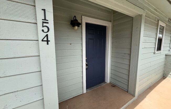 Move-In Ready 2BR in Green Cove Springs. Private Balcony. Gated Community w/ Pool.