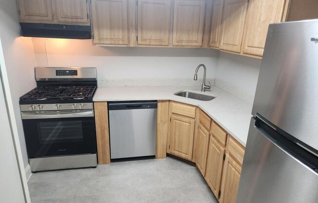 1 bed, 1 bath, 663 sqft, $1,500, Unit D-K1