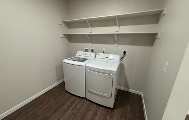 Studio, 1 bath, 660 sqft, $1,495, Unit 422 - S857