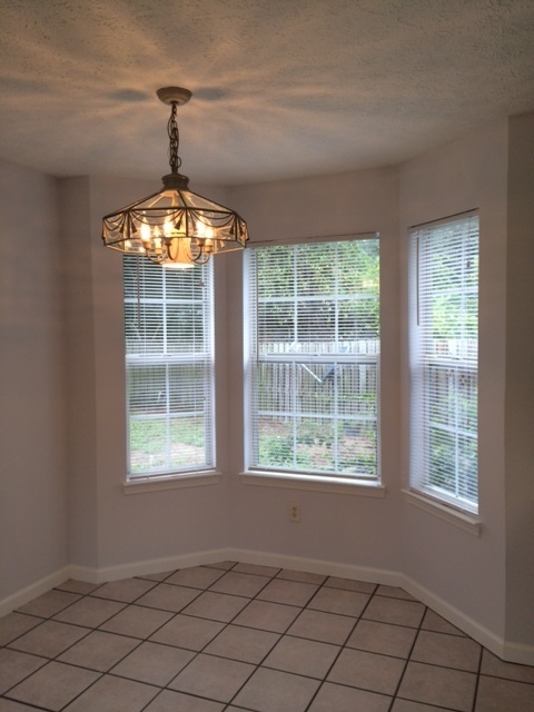 **OWNER SPECIAL** 1/2 Off First Month's Rent!