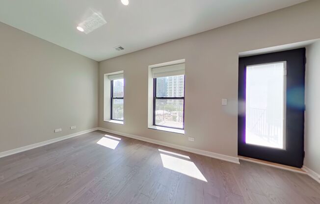 670 N. Clark