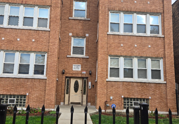4622 W JACKSON