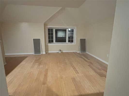 3 beds, 2 baths, 920 sqft, $3,500, Unit UNIT 1