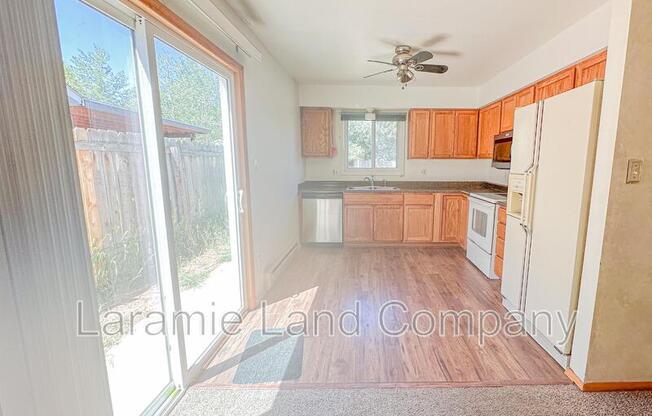 178 N COLORADO AVE