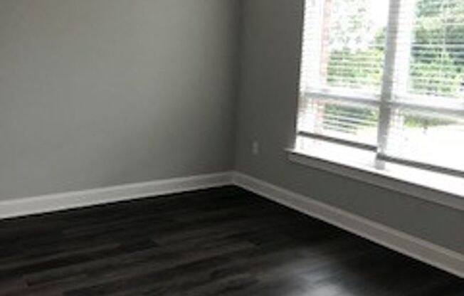 2 beds, 2 baths, 1,128 sqft, $1,700, Unit 202