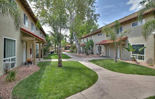 Courtyard between Apartments at Casa Alberta Apartments, Sunnyvale, CA 94087