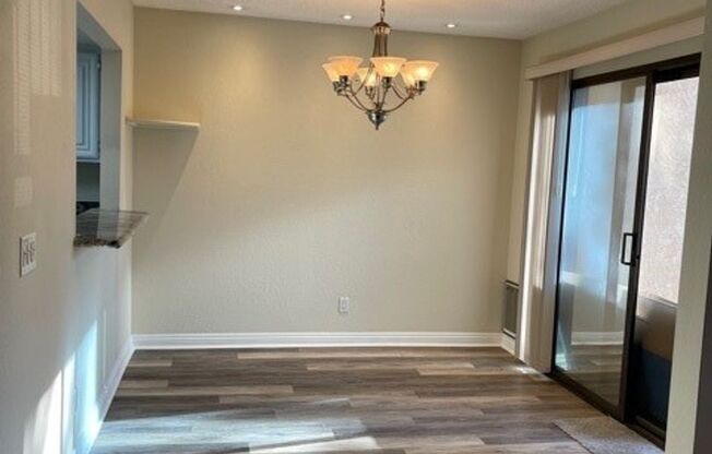 2 beds, 2 baths, $2,495, Unit Unit 390