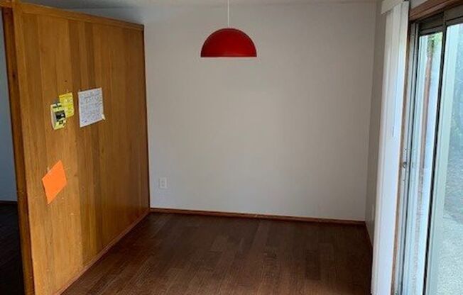 Newly Updated Bellevue/Interlake Rambler Home!