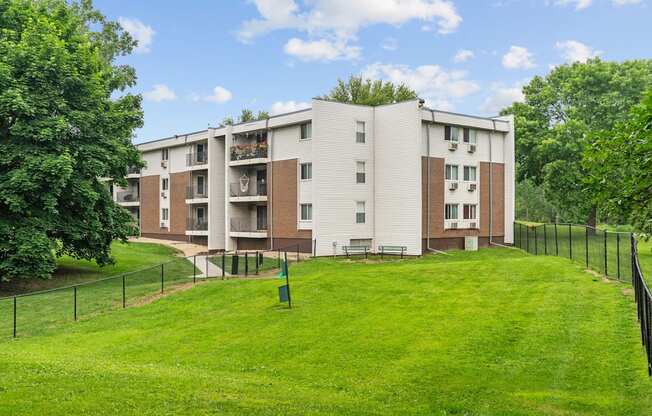 Dog Park at Willow Pond, Burnsville, 55337