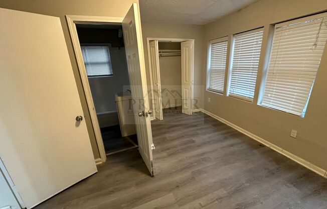 3 beds, 2 baths, $1,150, Unit 1619-Unit 1