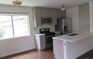 12492 Gilmore Ave Apt 4