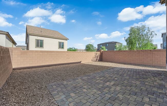 4 beds, 2.5 baths, $2,450