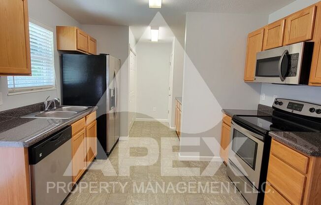 2 beds, 2 baths, $1,900