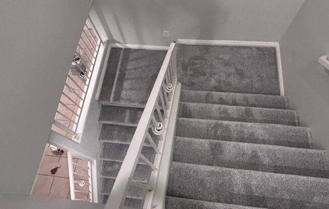 Very Beautiful Townhouse!!!