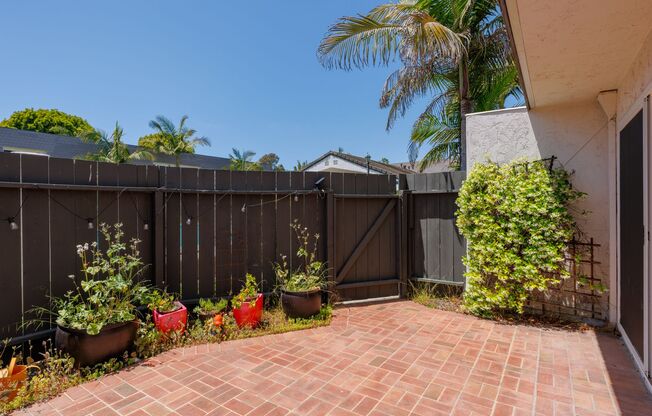 Charming 2BR Condo w/ Private Patio in the Heart of Solana Beach