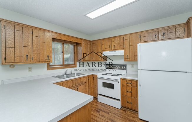 1800 43rd ST NW