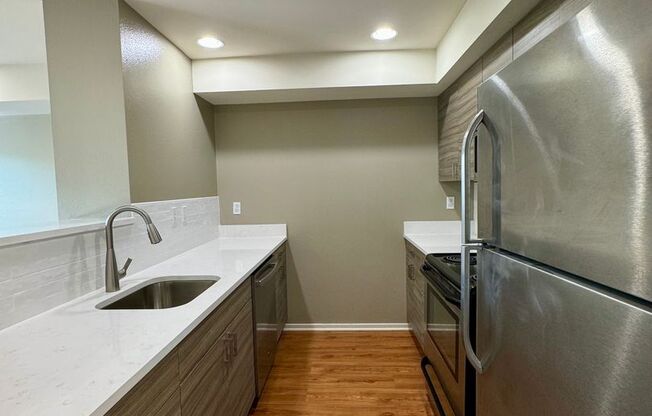 Modern Apartments- A perfect blend of location and luxury awaits!
