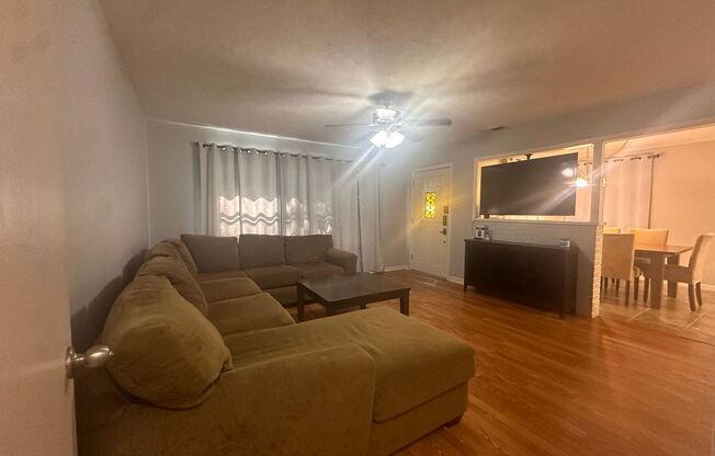 3 beds, 1 bath, $1,375