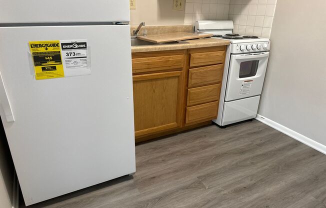 2 beds, 1 bath, 564 sqft, $835, Unit 0009
