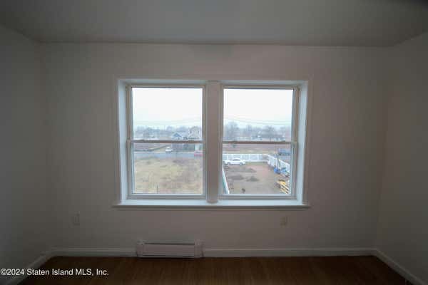 3 beds, 2 baths, 1,050 sqft, $2,700, Unit 2