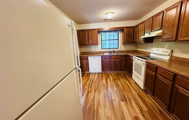 3 Bedroom 2.5 Townhouse