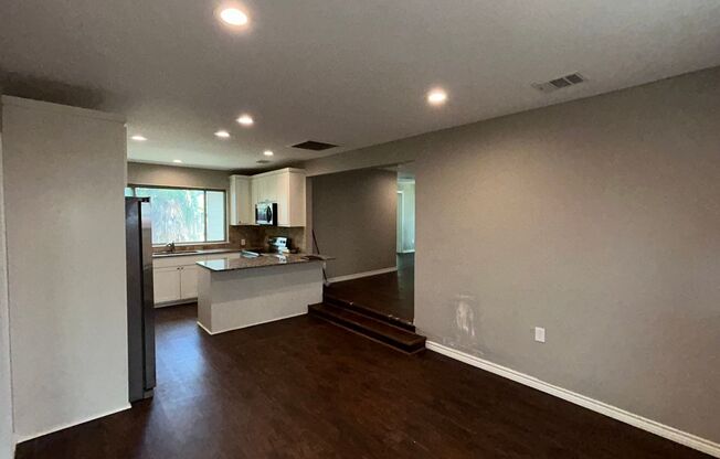 Charming 3 Bedroom/3 Bath Near TCU