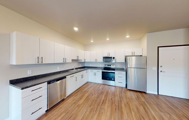 2 beds, 1 bath, 1,128 sqft, $1,075, Unit 4720-216