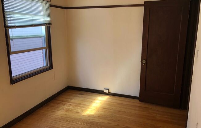1 bed, 1 bath, 702 sqft, $1,645, Unit 0204