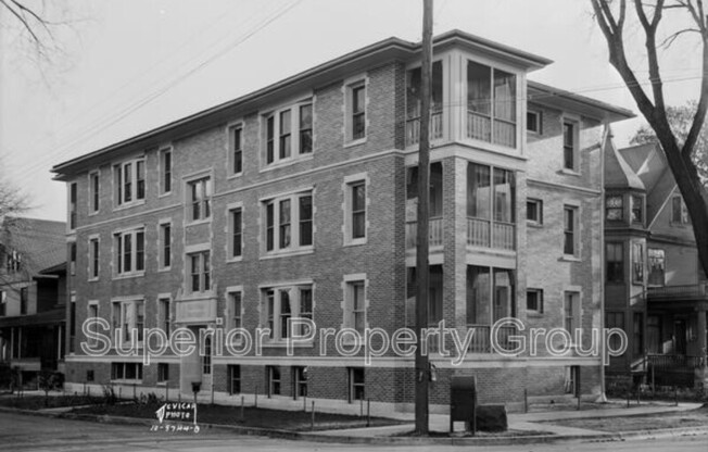600 S BREARLY ST
