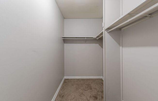 1 bed, 1 bath, 750 sqft, $1,110, Unit B-02