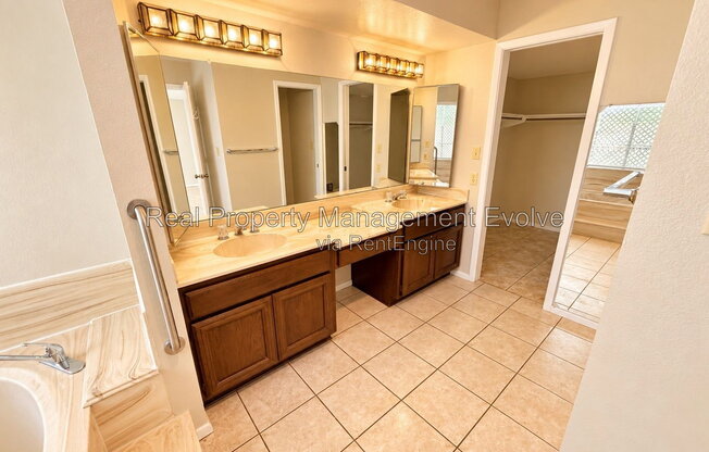 4 beds, 3 baths, 3,656 sqft, $4,500