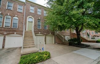 3 beds, 4.5 baths, $3,650